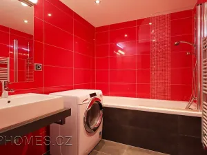 Pronájem bytu 2+kk, Praha - Libeň, U libeňského pivovaru, 56 m2