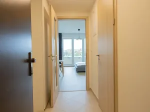 Pronájem bytu 1+kk, Praha - Třebonice, K metru, 32 m2