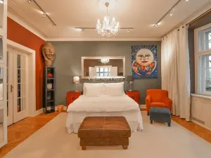 Pronájem bytu 4+1, Praha - Nové Město, Na hrobci, 180 m2