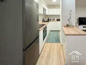 Pronájem bytu 2+kk, Praha - Bohnice, Gdaňská, 67 m2