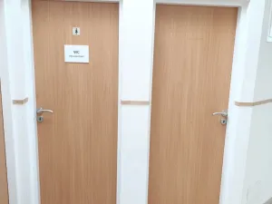 Pronájem obchodního prostoru, Tišnov, nám. Komenského, 26 m2