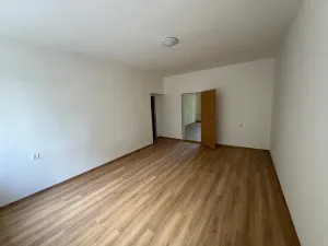 Prodej bytu 2+1, Frýdek-Místek, Míru, 83 m2