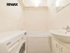 Prodej bytu 2+1, Slaný, Plynárenská, 49 m2