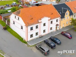 Prodej vícegeneračního domu, Chyše, Žižkovo náměstí, 322 m2