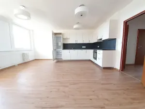 Pronájem bytu 3+kk, Praha - Černý Most, Vašátkova, 68 m2