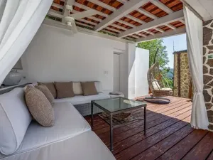 Prodej rodinného domu, Dobřichovice, 322 m2