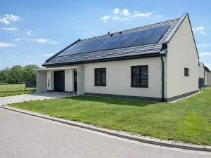 Prodej rodinného domu, Ústín, 128 m2