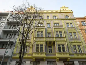 Prodej bytu 2+kk, Praha - Karlín, Křižíkova, 58 m2