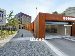 Pronájem bytu 1+kk, Praha, Bělehradská, 26 m2