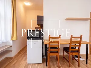 Pronájem bytu 1+kk, Praha - Holešovice, Veletržní, 40 m2
