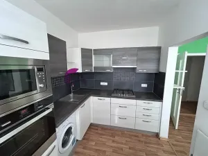 Prodej bytu 2+1, Olomouc, Stiborova, 44 m2