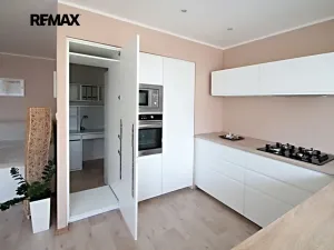 Pronájem bytu 3+kk, Kolín, Rimavské Soboty, 68 m2