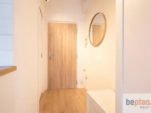 Pronájem bytu 1+1, Děčín, Teplická, 37 m2