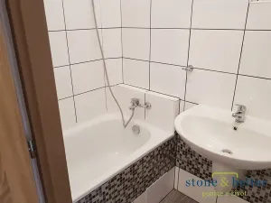 Pronájem bytu 2+kk, Praha - Bubeneč, Bubenečská, 59 m2