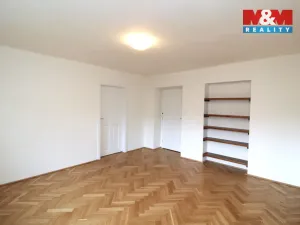 Prodej bytu 2+1, Benešov, Ladova, 54 m2