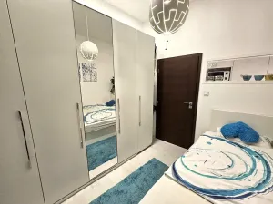 Pronájem bytu 2+kk, Praha - Nusle, Svatoplukova, 48 m2