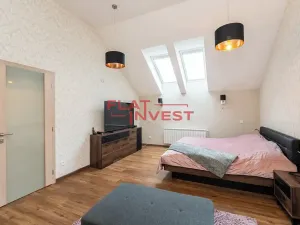 Prodej rodinného domu, Řitka, Oblouková, 243 m2