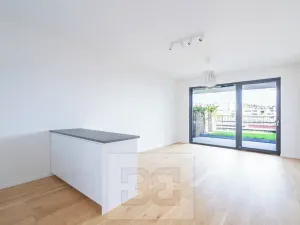 Pronájem bytu 2+kk, Praha - Holešovice, Jankovcova, 63 m2