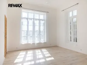 Prodej rodinného domu, Vráž, Nad Loděnicí, 219 m2