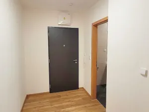 Pronájem bytu 2+kk, Praha - Dolní Měcholupy, Honzíkova, 40 m2