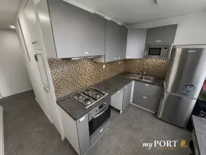 Pronájem bytu 3+1, Karlovy Vary, Severní, 84 m2