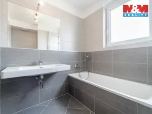 Prodej bytu 4+kk, Praha - Dolní Měcholupy, Honzíkova, 97 m2