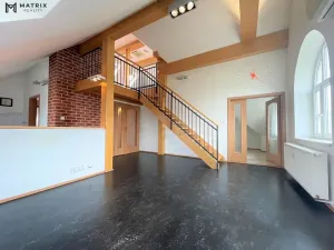 Pronájem kanceláře, Praha - Kobylisy, Zdibská, 127 m2