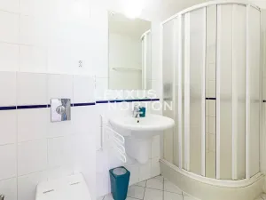 Pronájem bytu 3+kk, Praha - Malá Strana, Vlašská, 75 m2