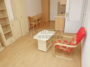 Pronájem bytu 2+kk, Neratovice, 43 m2