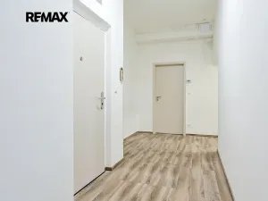 Pronájem bytu 2+1, Plzeň, Koterovská, 82 m2