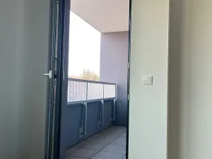 Pronájem bytu 2+kk, Praha - Modřany, Komořanská, 50 m2