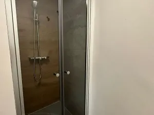 Pronájem bytu 1+kk, Praha - Holešovice, Heřmanova, 26 m2