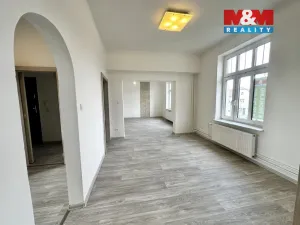 Pronájem kanceláře, Hlučín, Ostravská, 86 m2