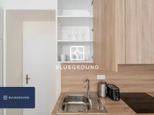 Pronájem bytu 1+kk, Praha - Bubeneč, Veletržní, 37 m2