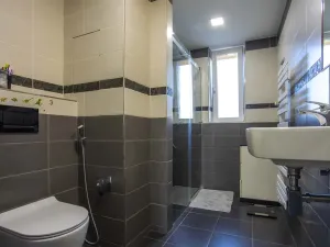 Prodej bytu 3+1, Pardubice - Zelené Předměstí, Čihákova, 138 m2