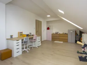 Prodej bytu 3+1, Pardubice - Zelené Předměstí, Čihákova, 138 m2