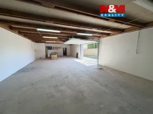 Pronájem skladu, Spořice, 179 m2