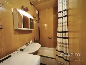 Pronájem bytu 2+1, Praha - Petrovice, Jakobiho, 42 m2