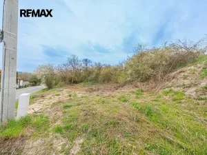 Prodej pozemku pro bydlení, Slaný, 778 m2