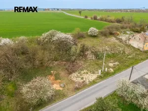 Prodej pozemku pro bydlení, Slaný, 656 m2