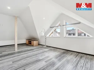 Prodej rodinného domu, Nový Bor, Jabloňová, 243 m2