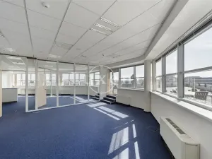 Pronájem kanceláře, Praha - Nusle, Doudlebská, 883 m2