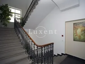 Pronájem kanceláře, Praha - Nové Město, Lazarská, 145 m2