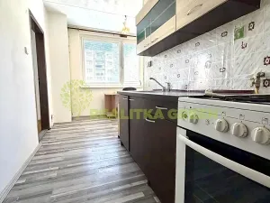 Prodej bytu 3+1, Vsetín, Bratří Hlaviců, 74 m2