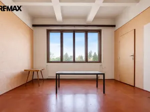 Prodej obchodního prostoru, Kolín - Kolín V, Ovčárecká, 554 m2