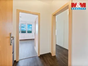 Prodej bytu 3+1, Jindřichův Hradec - Jindřichův Hradec III, sídliště Vajgar, 73 m2