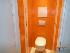 Pronájem bytu 2+kk, Kladno, Vít. Nezvala, 43 m2