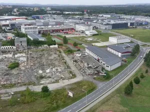 Prodej komerčního pozemku, Ostrava, Výškovická, 28014 m2