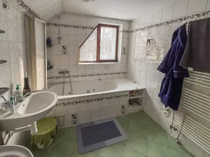 Prodej rodinného domu, Červené Pečky, Dobešovice, 354 m2