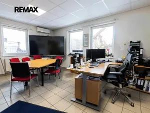 Prodej skladu, Hořovice, nábřeží Hynka Šlosara, 4000 m2